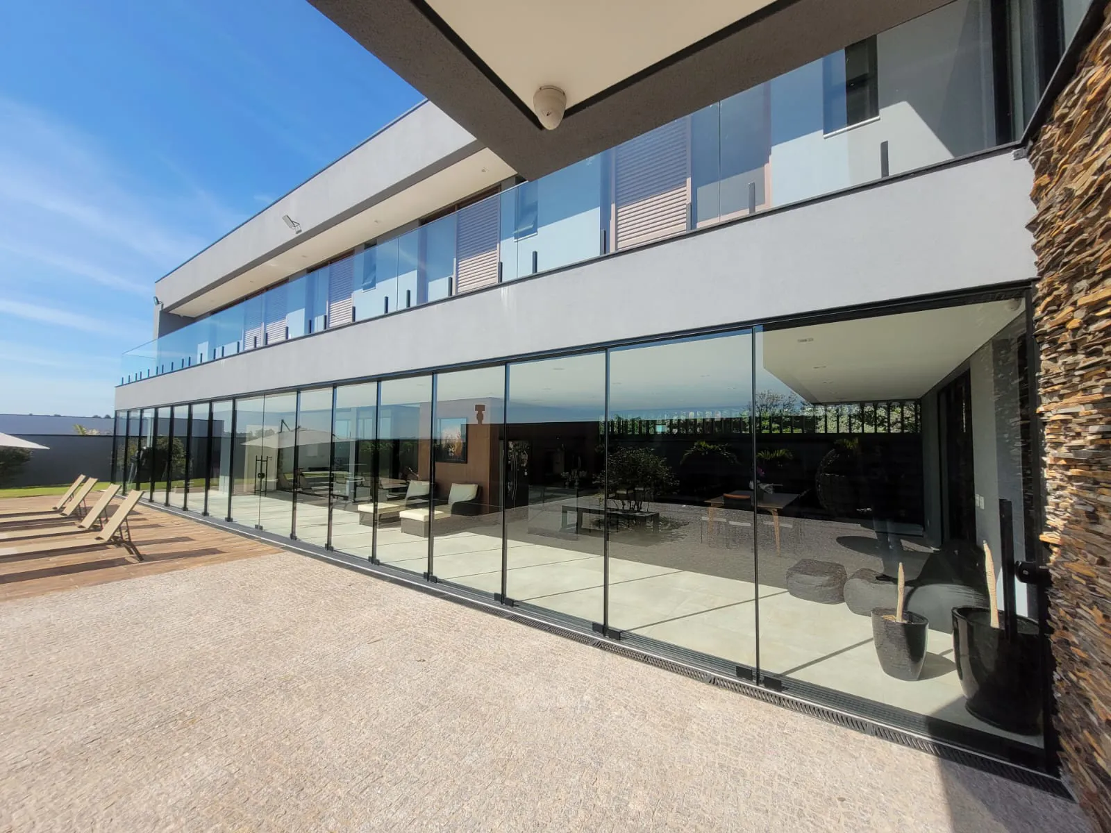 Sobre a Slide Door